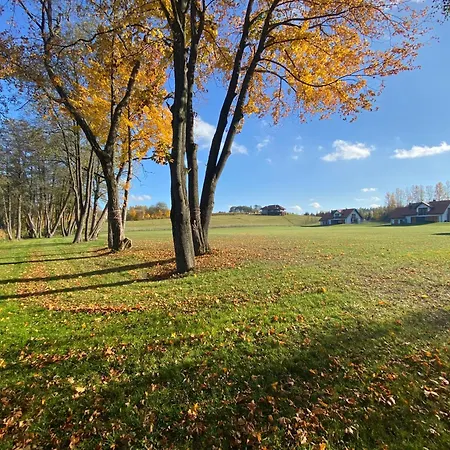 Osada Limajno Dom Labedzia *