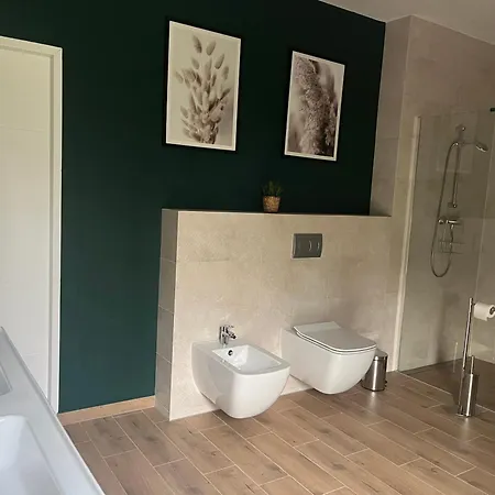 Osada Limajno Dom Labedzia *